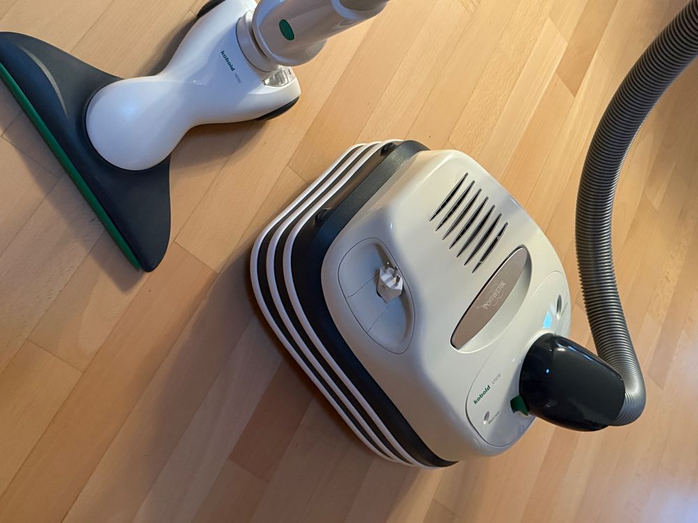 Vorwerk Tiger VT 270 mit HD 50 Bürste generalüberholt Kaufen auf Ricardo