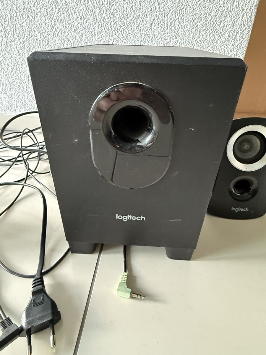 Logitech Casse acustiche: Logitech Lautsprecher System mit Subwoofer - Top Sound! – Usato da Hedingen venduto da vane.zh 1