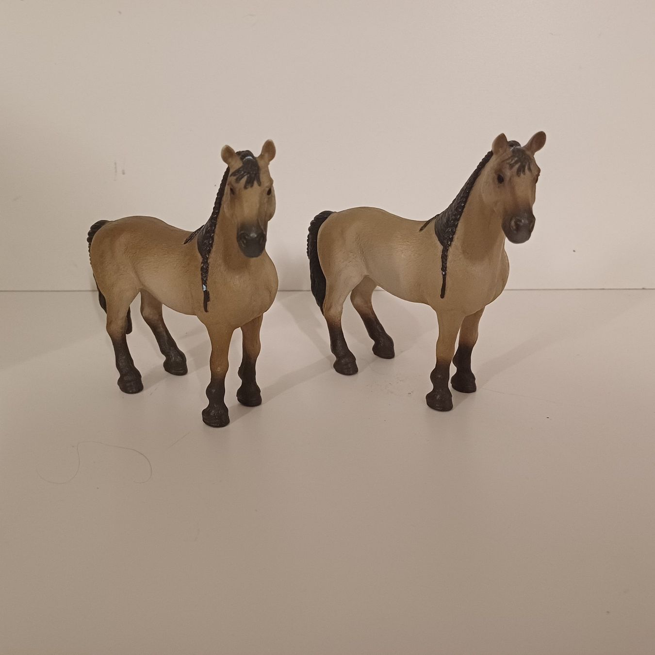 Schleich Giocattoli: 2 juments Criollo Schleich 13948 ! – Nuovo (secondo la descrizione) da Villeneuve VD venduto da vog_yc5s