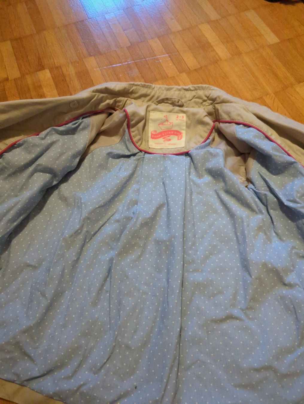 Vestes & Manteaux: Mäntelchen beige, ca. 92 – D'occasion à Zürich par Rulabco 2