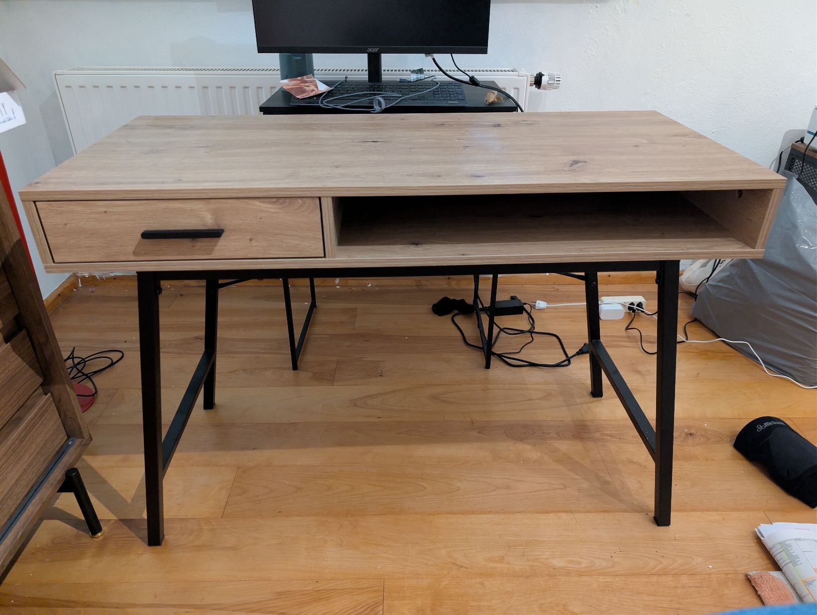 Scrivanie: Schreibtisch Holzoptik  – Difettoso da Birmenstorf AG venduto da foxy0815