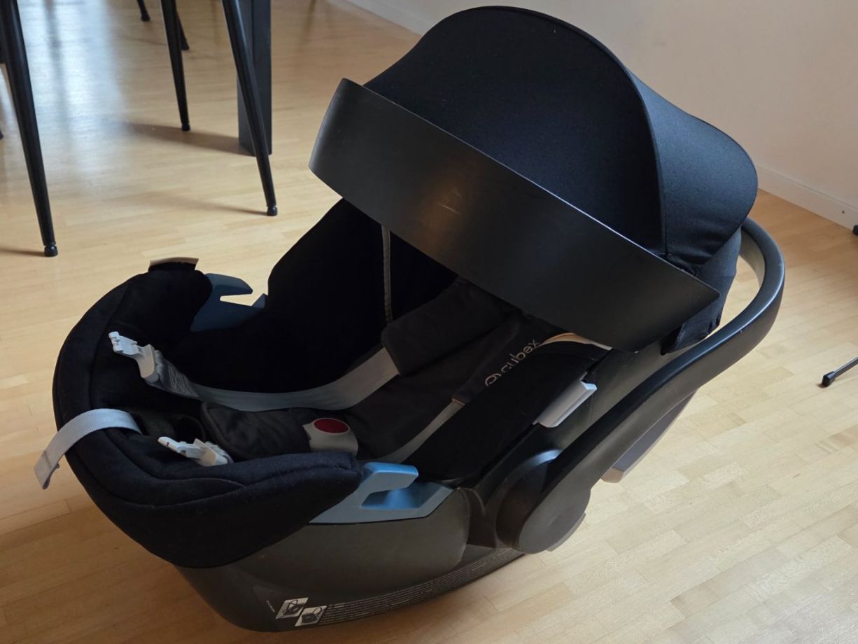 Cybex Seggiolini per auto: Cybex Aton 5 Babyschale – Usato da St. Gallen venduto da nasi-goreng 1