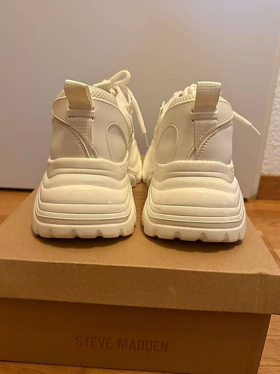 Chaussures femmes: Steve Madden Schuhe Grösse 41 – D'occasion à Meggen par schurli007 2