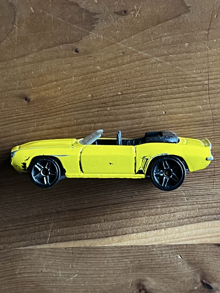 Hot Wheels Modellini d'auto: Camaro Convertible 1969 von Hotwheels – Usato da Basel venduto da EdiEberle 3