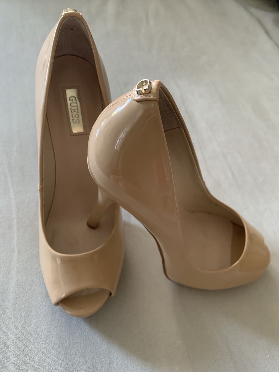 Guess Scarpe da donna: Guess Schuhe – Usato da Bergdietikon venduto da zor_856j 7