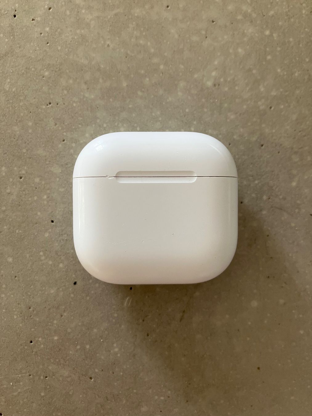 Apple Casques audio: APPLE AIRPODS 4 CASE ANC – D'occasion à Lausanne par mr.v 1