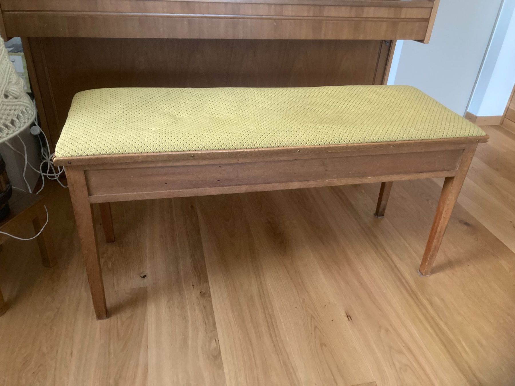 Panchine: Klavierbank antik – Usato da Krattigen venduto da 033rad