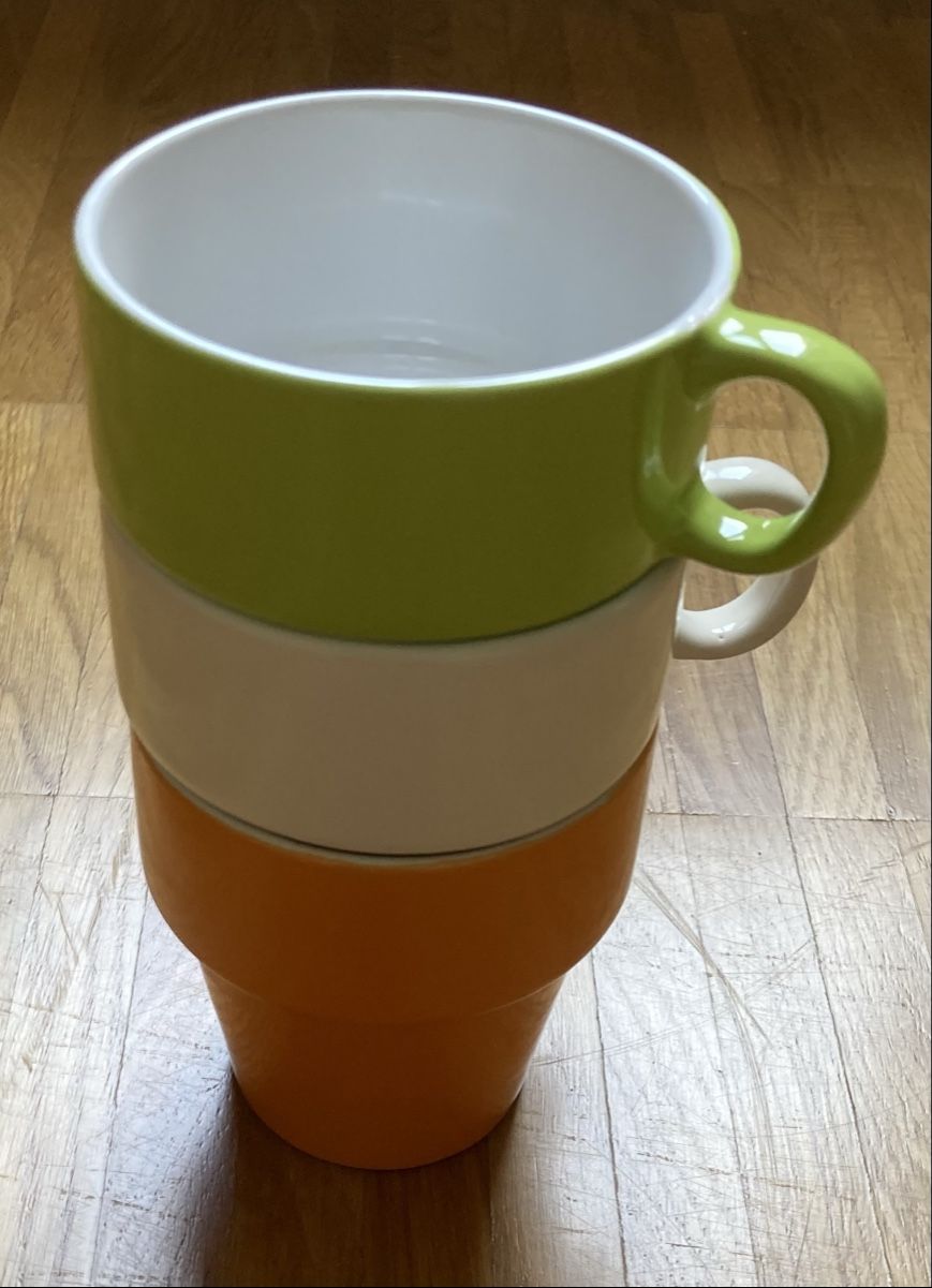 Tasses: Tassen, stapelbar, Keramik  – D'occasion à Zürich par Sick0 2