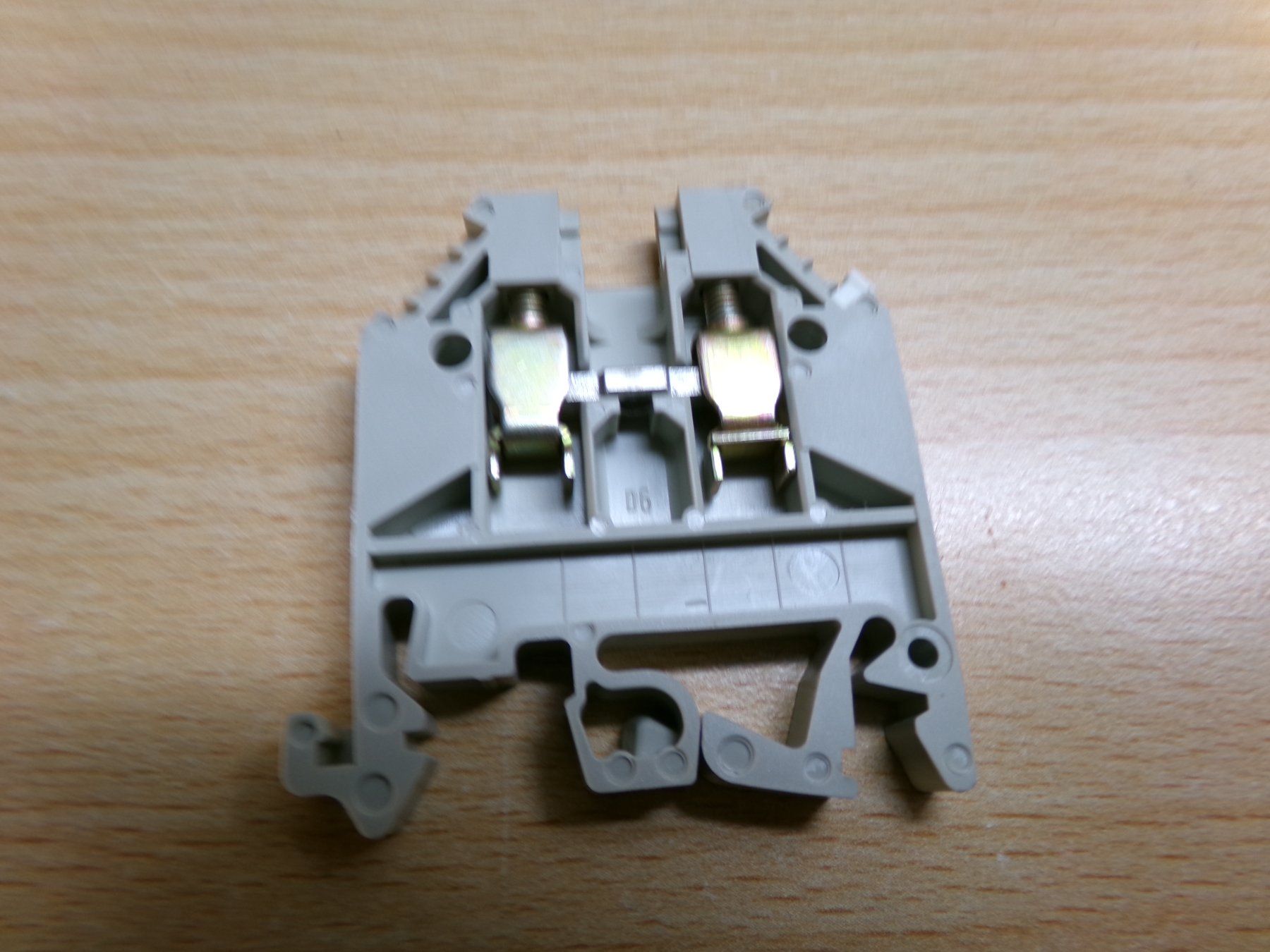 Elektronikbauteile: 15St. Klemme hellgrau 4mm2 WK4/U (1) – Gebraucht aus Hombrechtikon von Maloev17 2