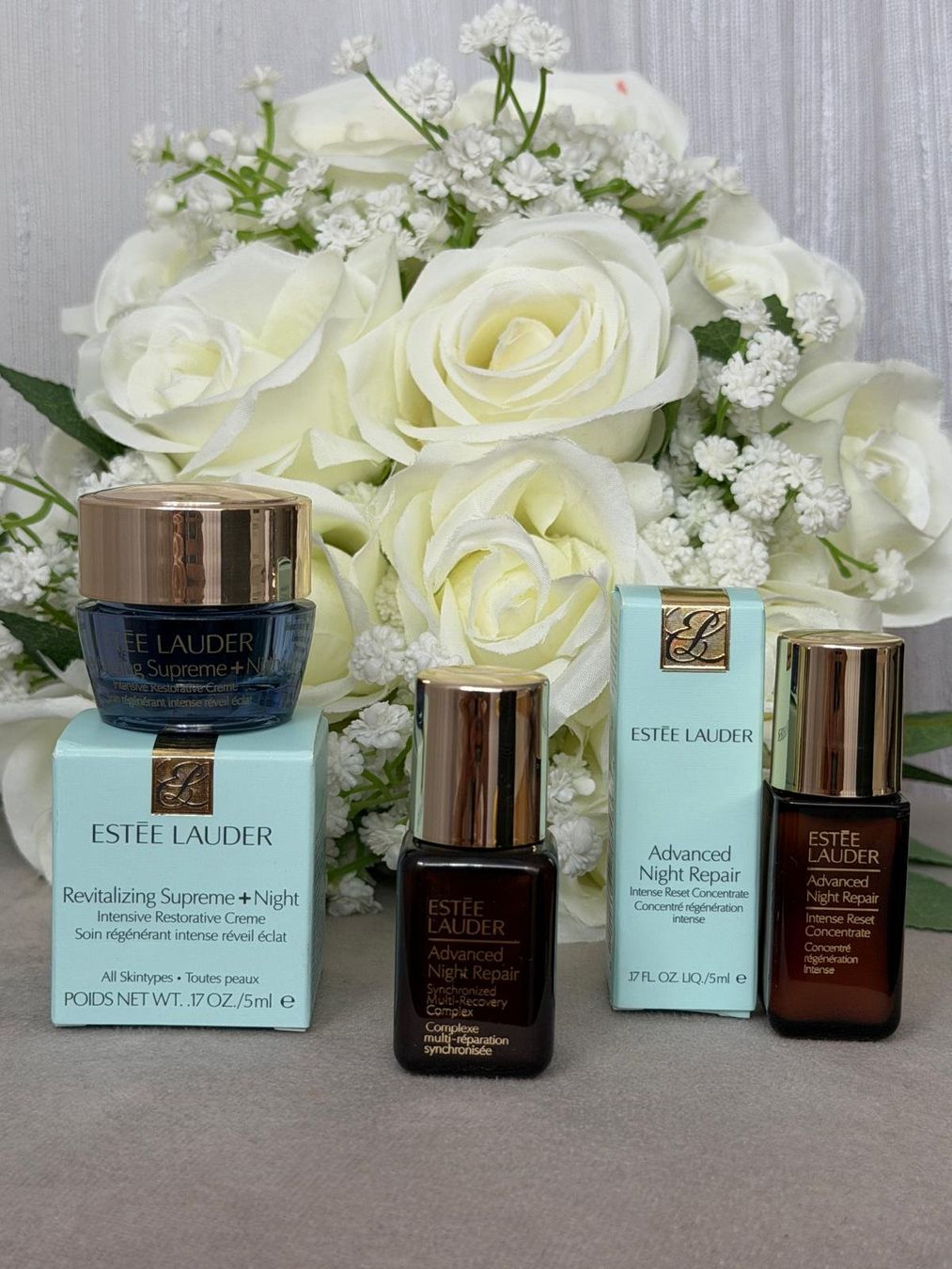 Estée Lauder Cura del viso: Kosmetik Estée Lauder Set NEU – Nuovo e nell'imballaggio originale da Dänikon ZH venduto da tug_m9b6