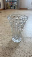 Elegante Kristallvase für stilvolle Blumenarrangements