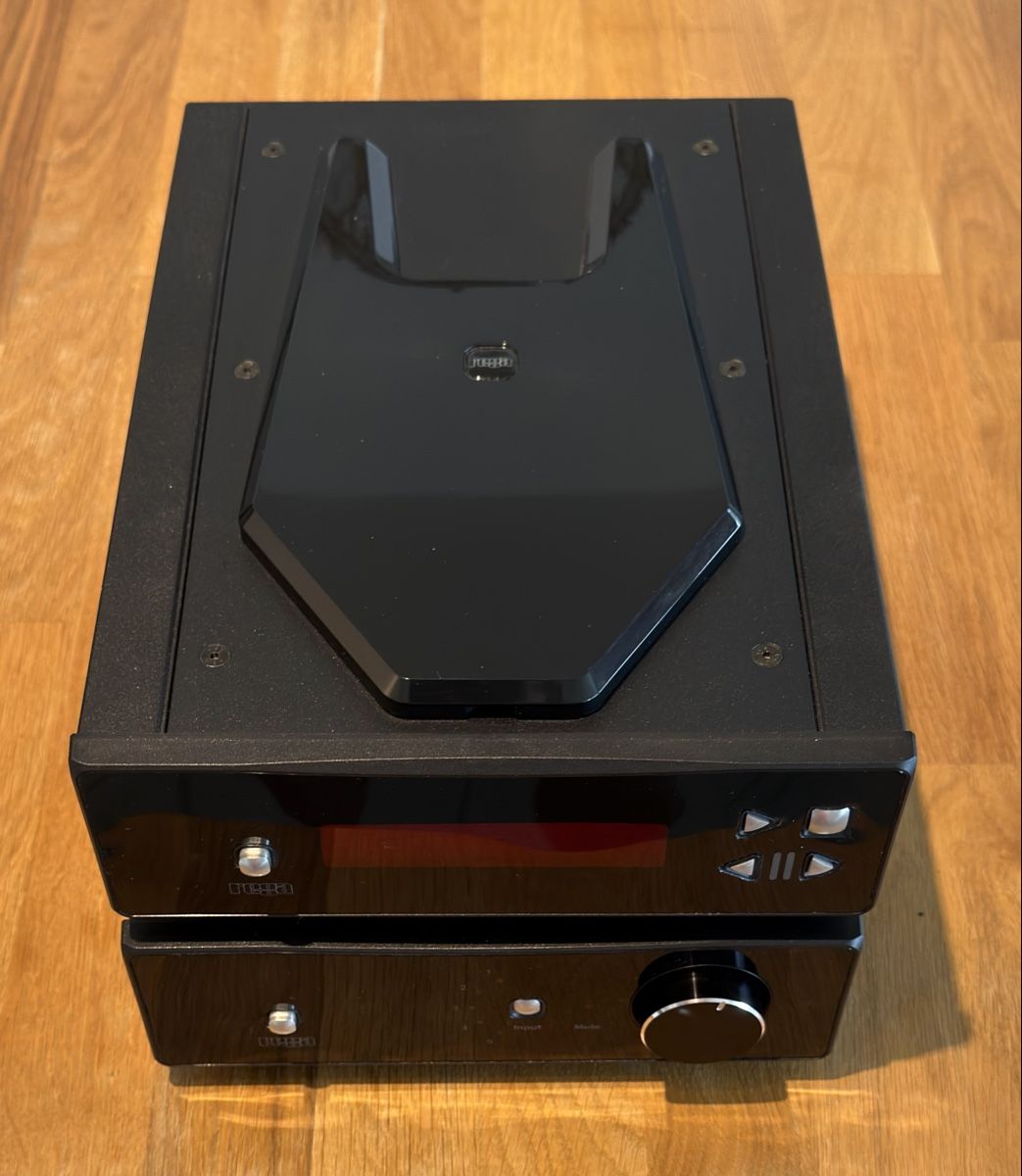 Rega Amplificatori: Rega Apollo-R + Rega Brio-R – Usato da Aigle venduto da RN2019