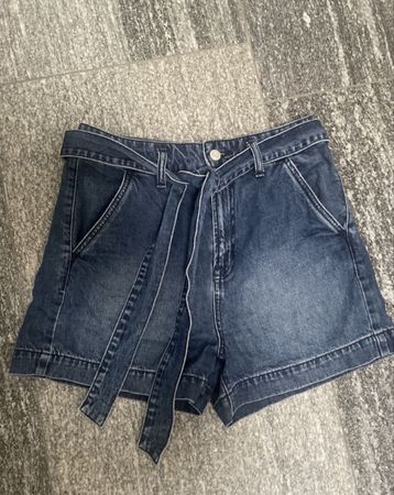 GAP Denim Shorts Size 27 Short Blue