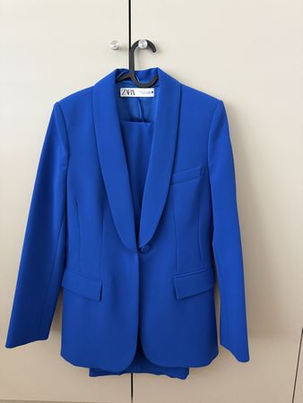 Blazer und Hose - Set von Zara