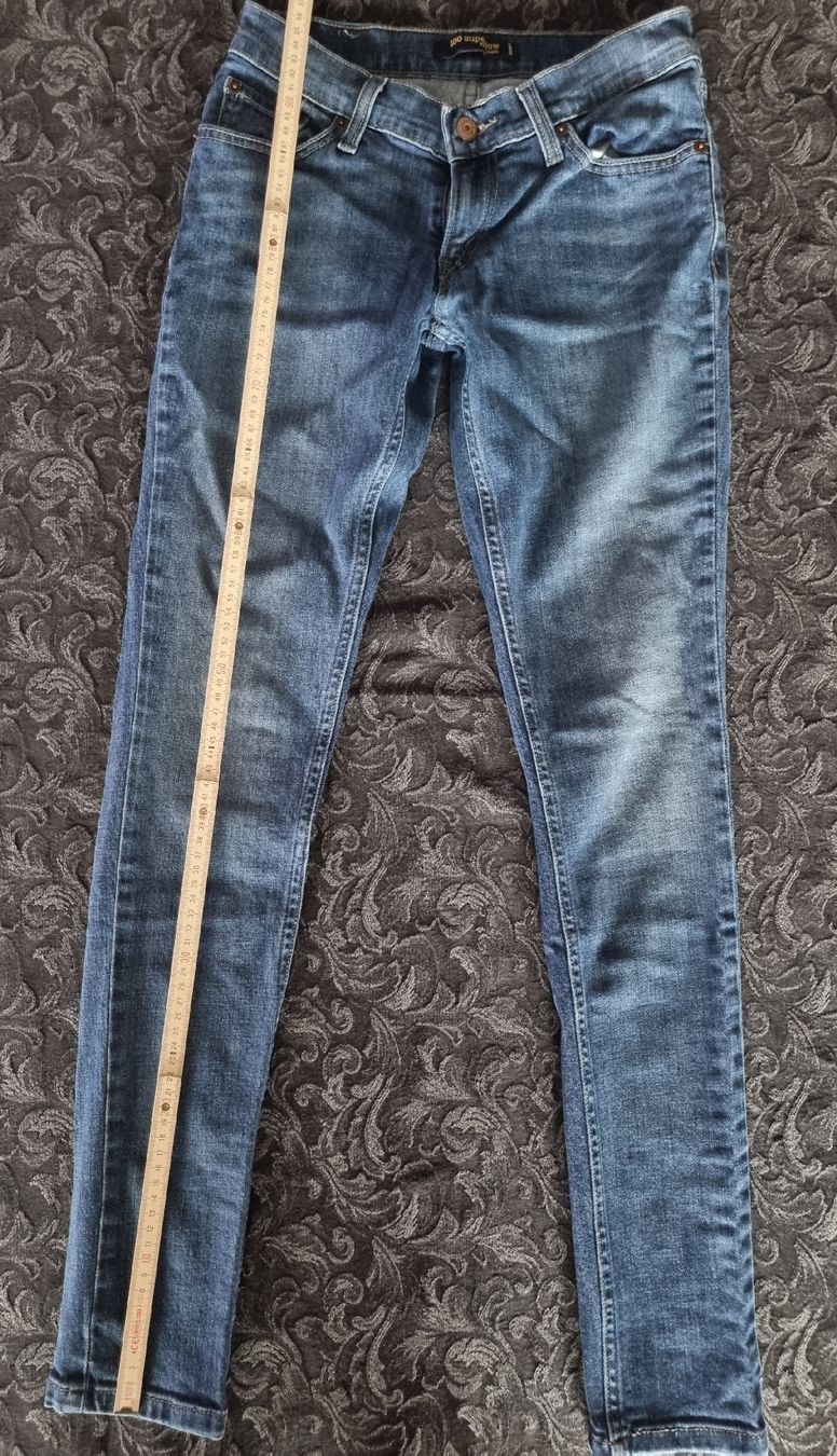 Levi's Jeans: Levi's superlow 524, taille 27/32 – Gebraucht aus Grand-Lancy von Evelyne010