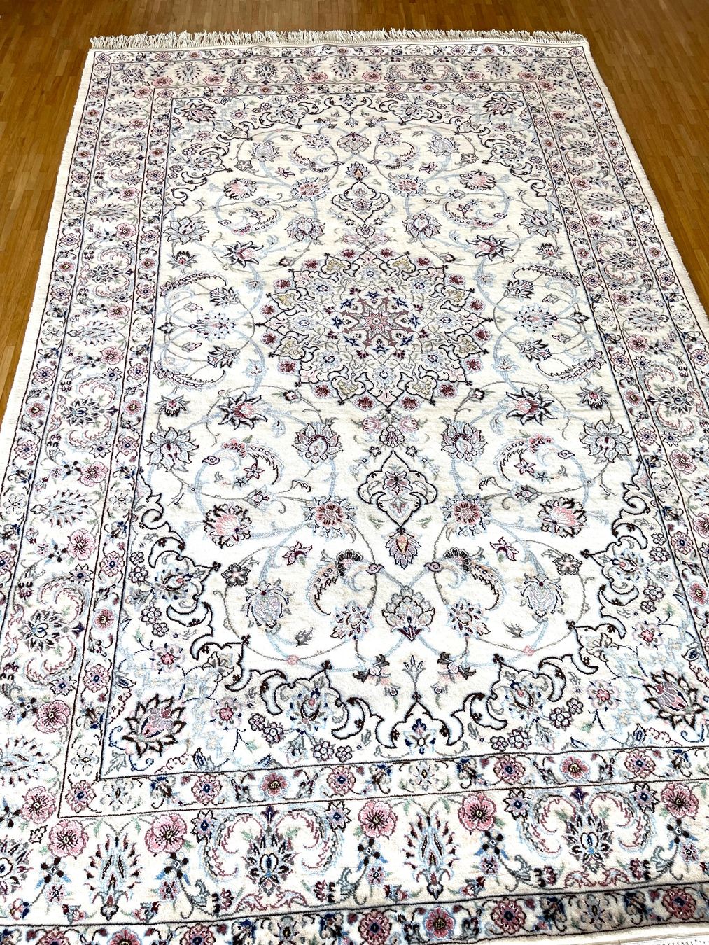 Nain Teppiche: Neuer authentischer Perser teppich mit Seide Nain – Neu (gemäss Beschreibung) aus Bülach von S.Khansari 6