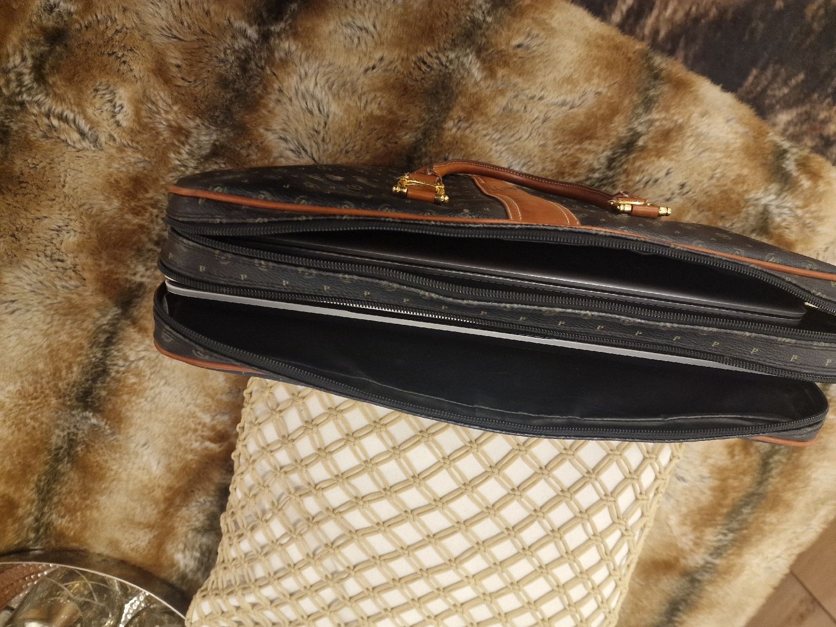 Borse: Pollini Tasche (Laptop Tasche) – Usato da Luzern venduto da GondiTN 2