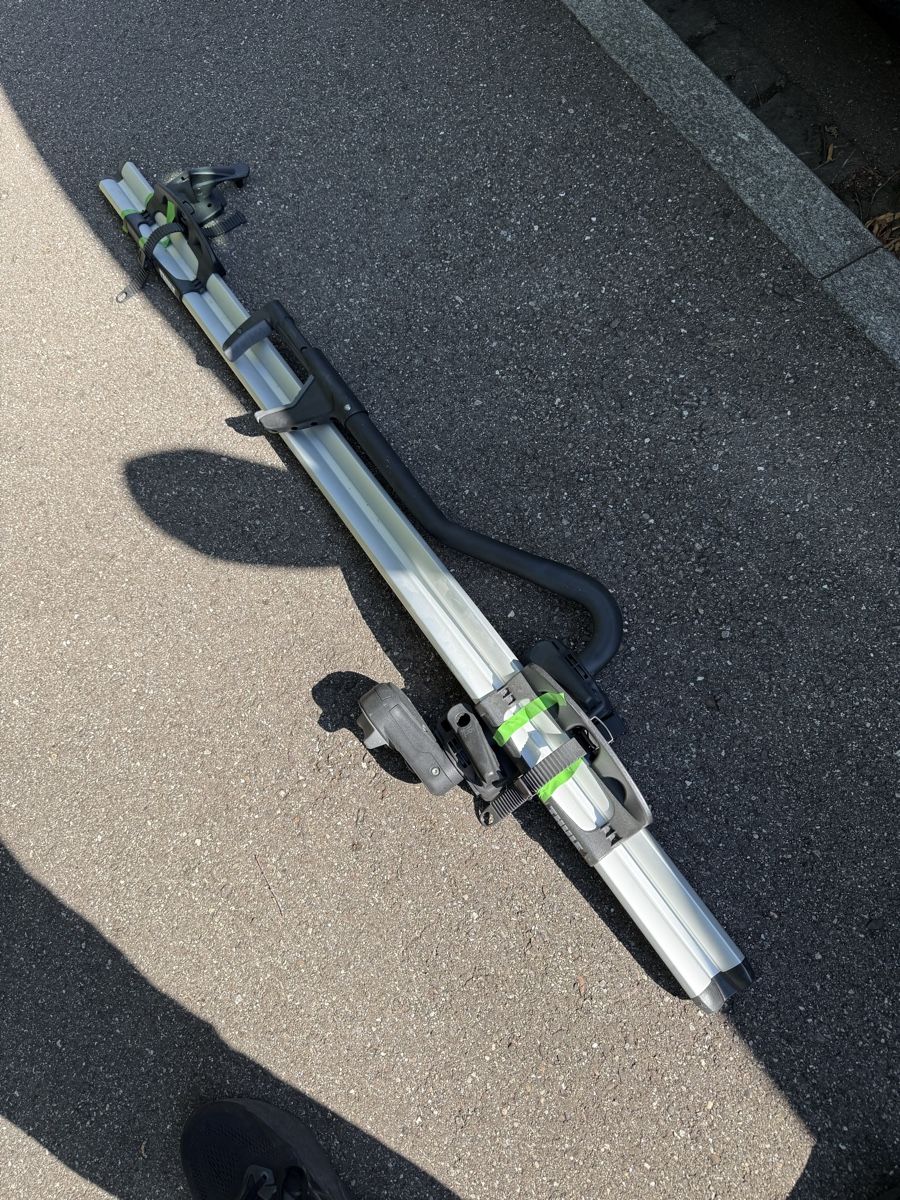 Thule Barres de toit: Thule Pro Ride – D'occasion à Riehen par garagenverkauf100 1