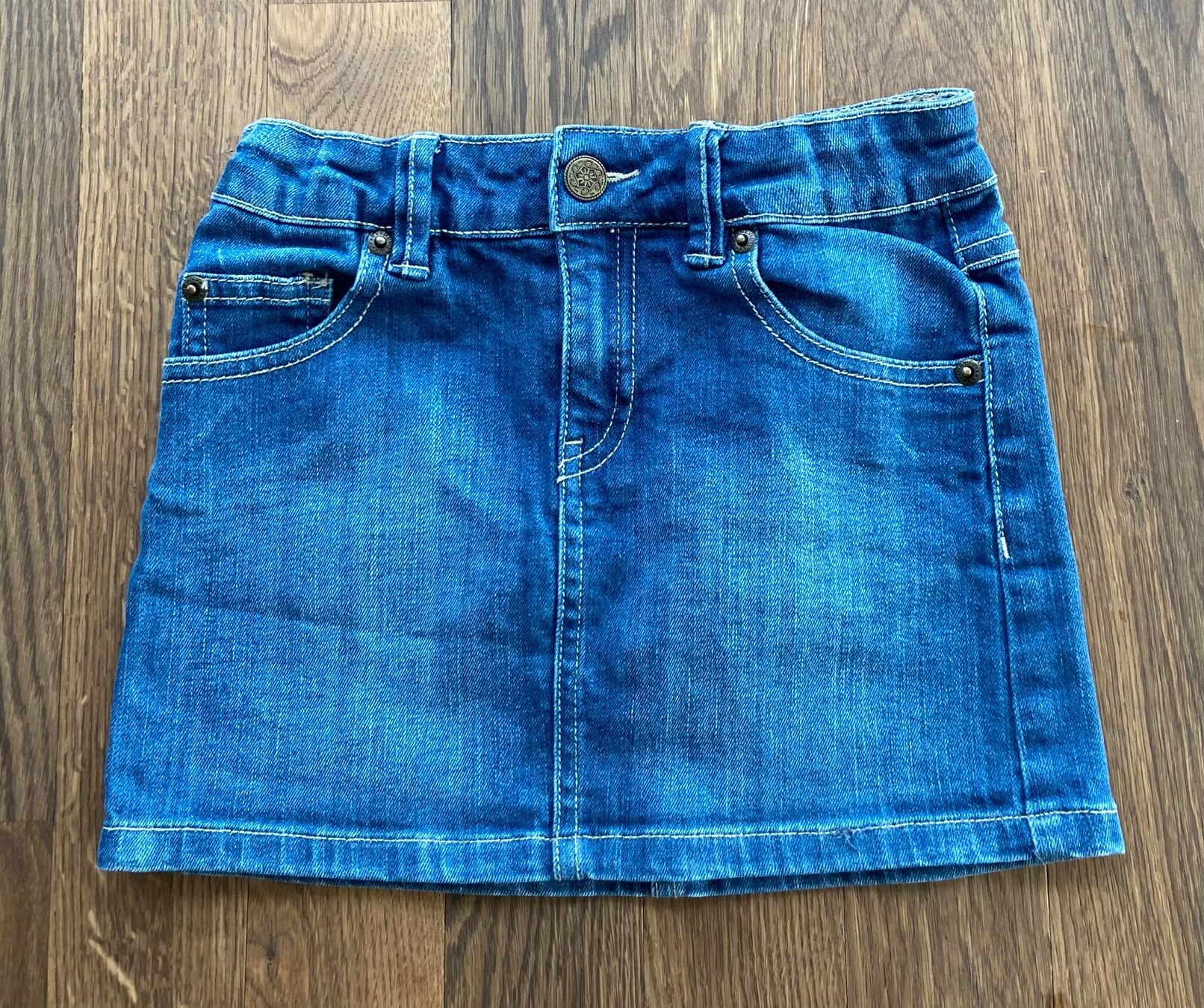 Kleider & Röcke: Jeans-Jupe Mädchen, Gr. 128 – Gebraucht aus Au ZH von cafisafr