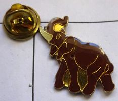 Pin Elefant  Kopf hoch