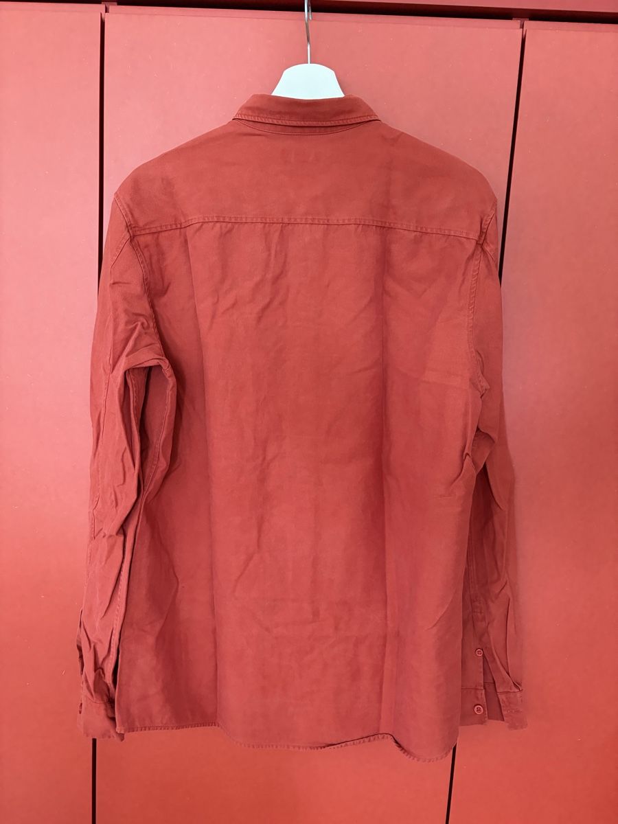 Cos Camicie: COS - Vibrand Red Shirt – Usato da Zürich venduto da valentin.abend 1