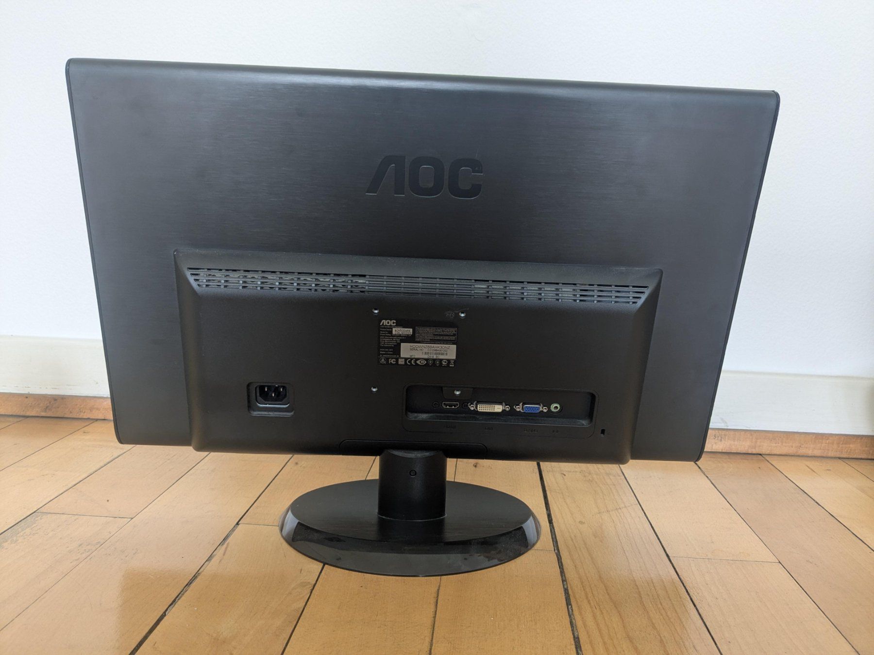 AOC Monitor: Bildschirm / Zweitbildschirm – Usato da Zürich venduto da reb_gdl9 2