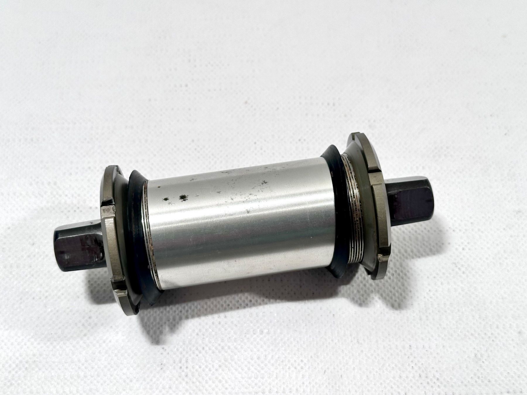 Mavic Pezzi di ricambio: Mavic 610 Series Bottom Bracket Innenlager TOPZUSTAND – Usato da Luzern venduto da bikeandbeltcom