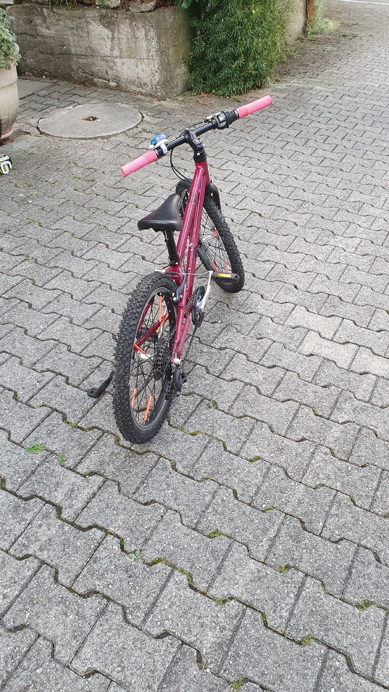 Vélos: Kinderfahrrad. Velo 20 Zoll – D'occasion à Lengnau BE par Yaunel 8