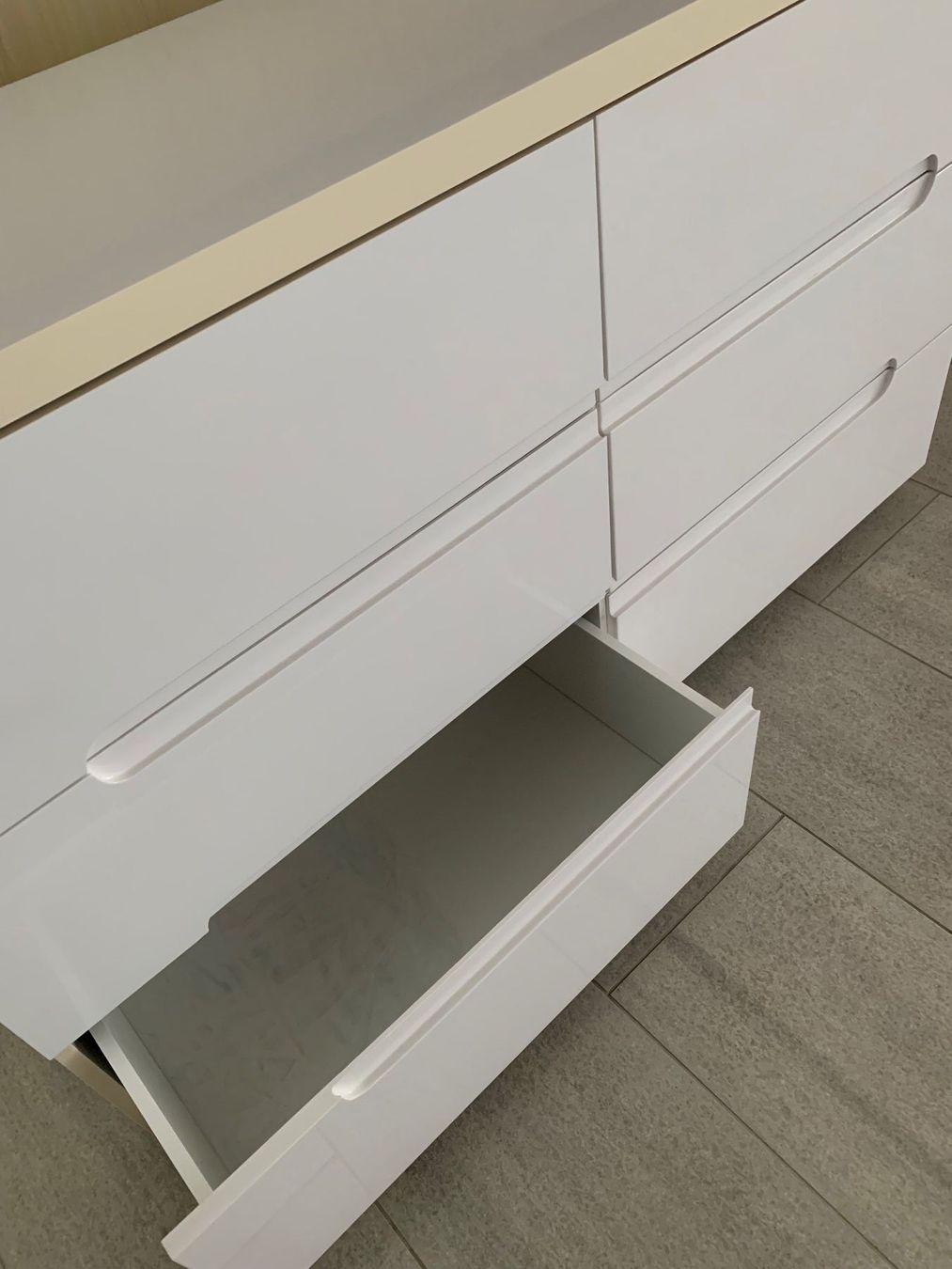 Commodes: Kommode weiss – D'occasion à Wohlen AG par cvo_7l2k 2