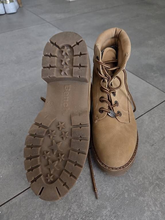 Scarpe da donna: Scarponcini donna  – Usato da Bellinzona venduto da lus_lyb5 1