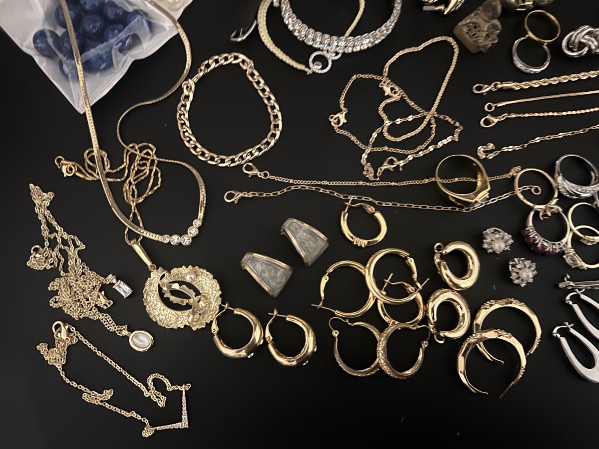 Sonstiger Schmuck: Lot de bijoux – Gebraucht aus St-Pierre-Clages von ste_xk6p 2