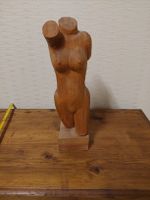Skulptur weiblicher Torso Holz handgeschnitzt sehr gut
