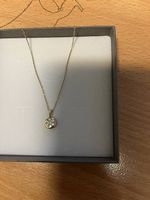 Collier or jaune et diamants
