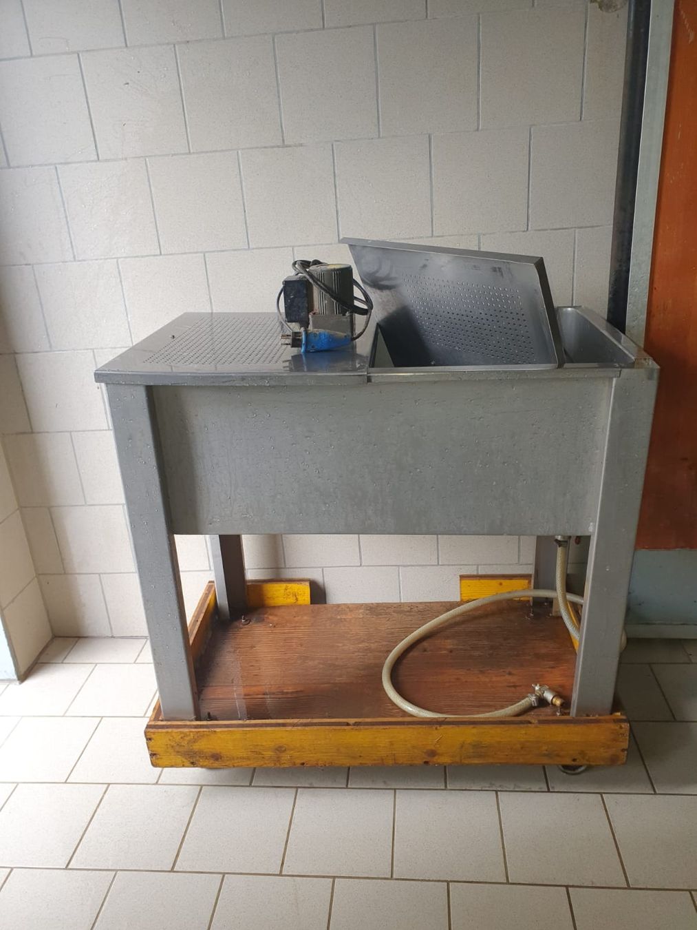 Alle Maschinen: Tränkeautomat – Gebraucht aus Niederurnen von charlymiau 1