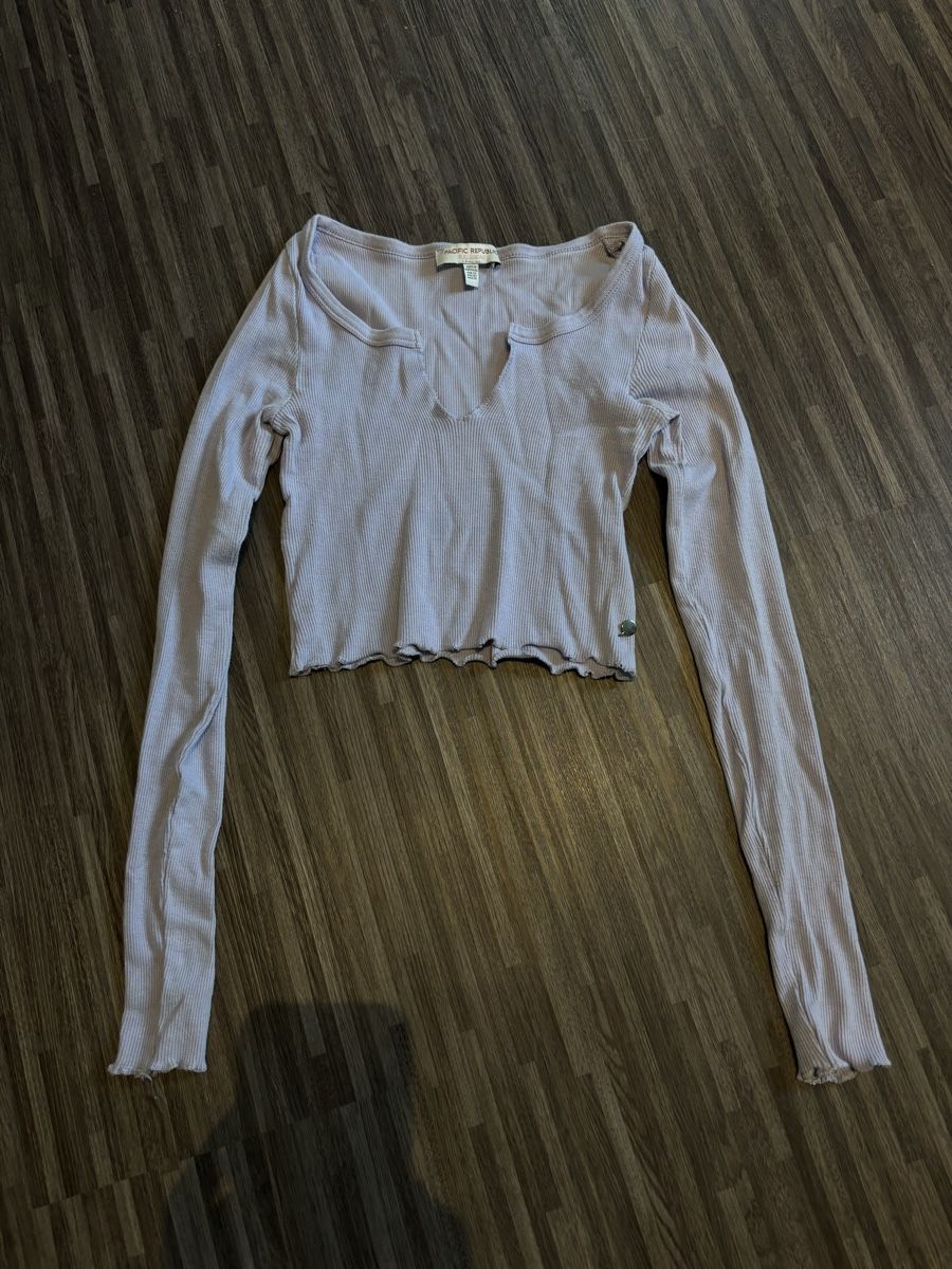 Pull&Bear Maglioni & Felpe: Langarmshirt Lavendel – Nuovo (secondo la descrizione) da Sumiswald venduto da fid_v269