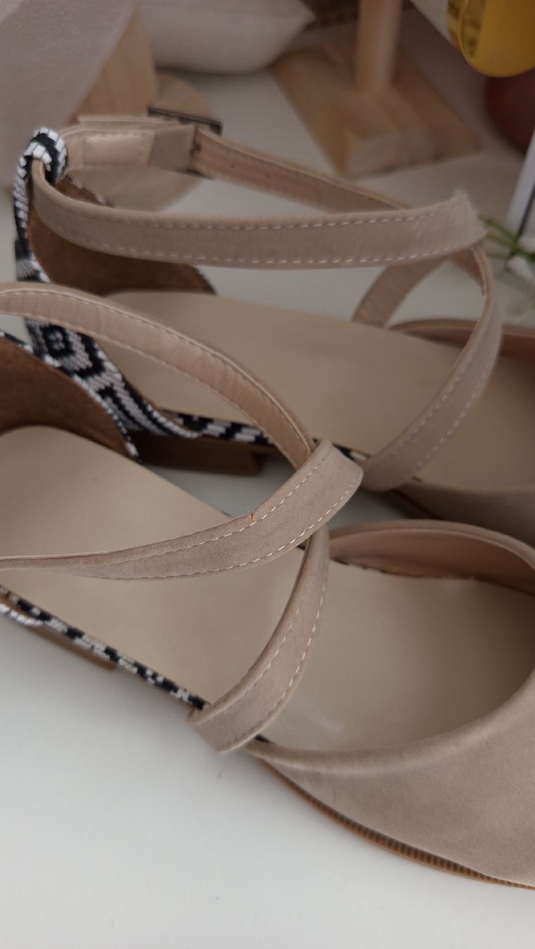 Scarpe da donna: elegante beige Sandale – Nuovo (secondo la descrizione) da Nidau venduto da mka_mzd7 8