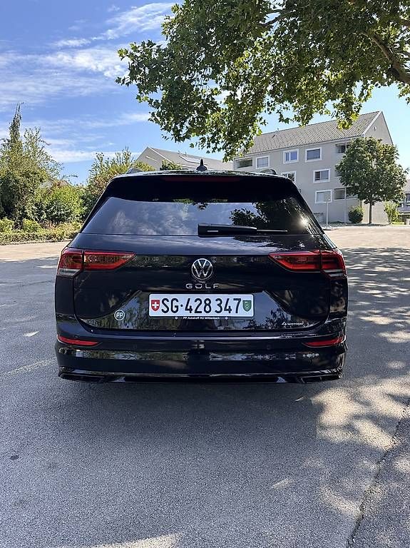 VW Autos: VW Golf R Line Variant – Gebraucht aus St. Gallen von Janeli. 2