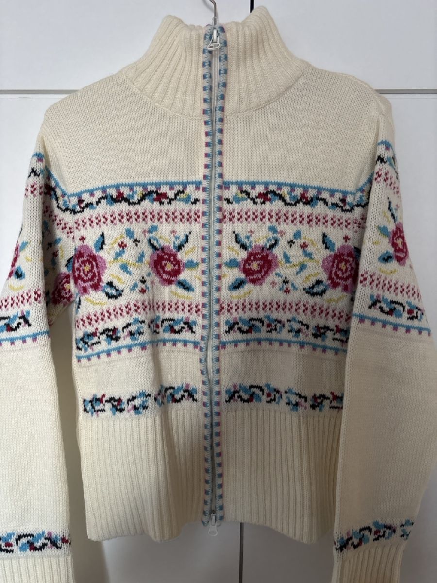 Jacken: Winter-Strickjacke Grösse S, warm!Z – Gebraucht aus Zofingen von MasterPCI
