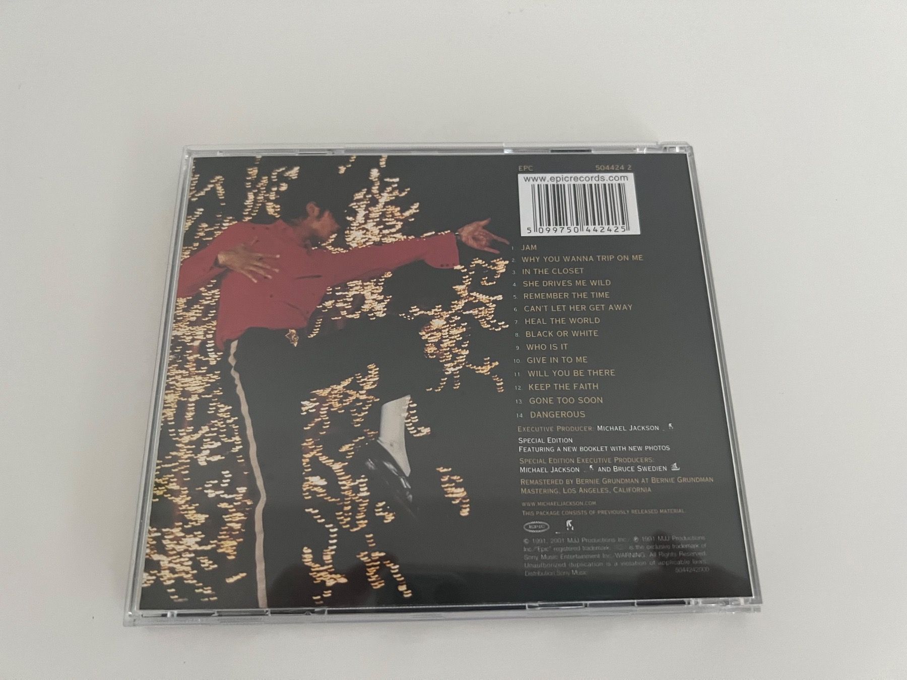 CDs: M.Jackson, Dangerous, Spec.Edition – D'occasion à Lausanne par Sittingredbull 3