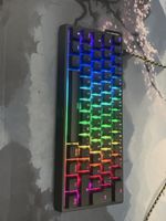 Mechanische Tastatur RGB beleuchtet 60% Layout guter Zustand
