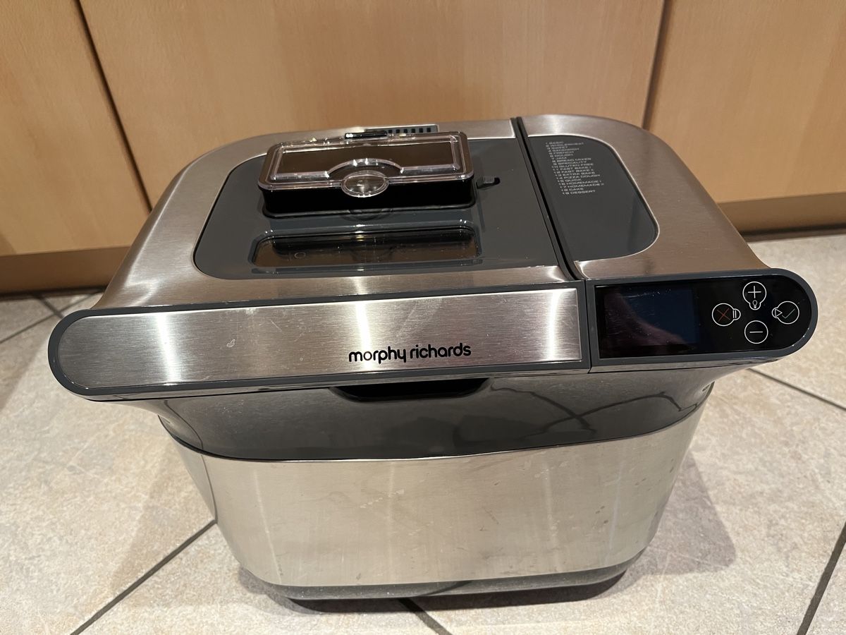 Küchengeräte: Brotbackautomat – Gebraucht aus Schlieren von Vschul