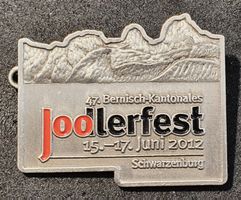 T891 - Brosche Kt. Bern Jodlerfest Schwarzenburg 2012
