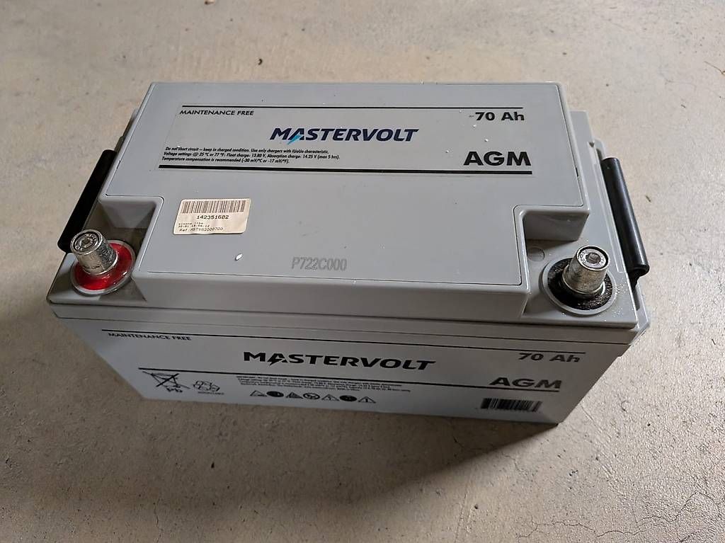 Akkus & Batterien: Batterie MASTERVOLT AGM 70Ah – Gebraucht aus Préverenges von Fbosset