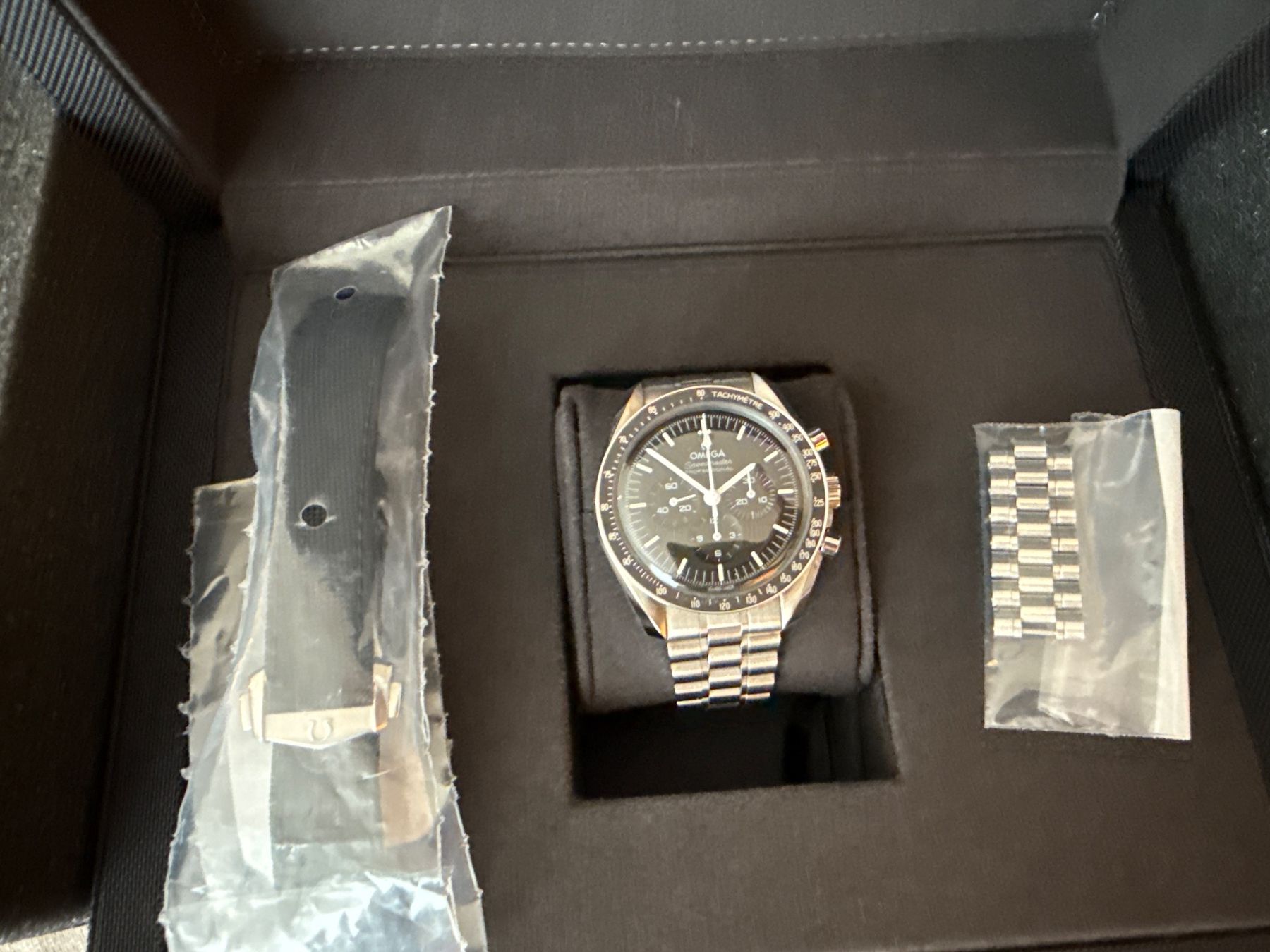 Omega Montres: Omega Speedmaster – D'occasion à Schlieren par Limmat17 2