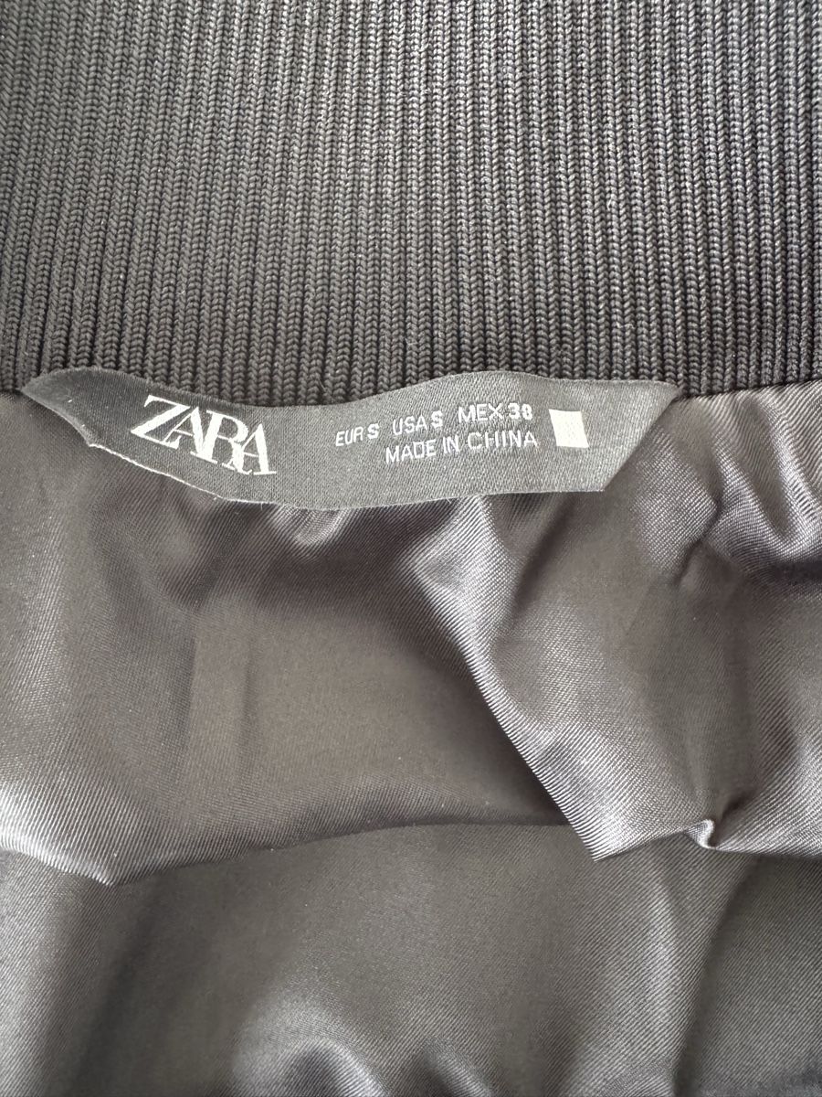 Zara Giacche: Beautiful Zara bomber jacket with sequins – Nuovo (secondo la descrizione) da Dübendorf venduto da fra_h2bp 8