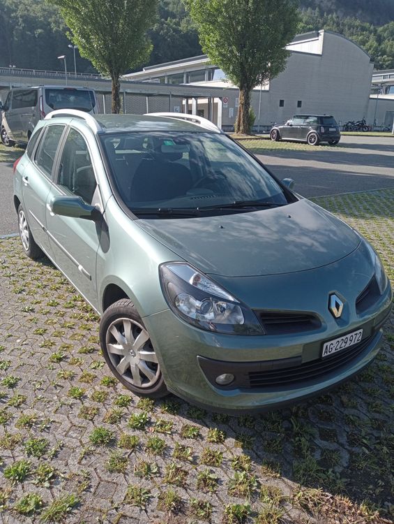 Renault Clio 1.6 16 V Automatic 53.000 km sehr gut erhalten.