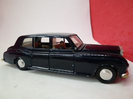 Dinky Toys - Rolls Royce Phantom - black bearbeitet - ohne