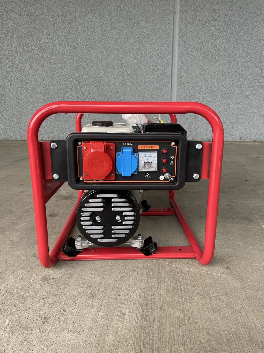 Générateurs de courant: Stromgenerator 380 Volt – Neuf avec emballage d'origine à Würenlos par Shop_Shop 2