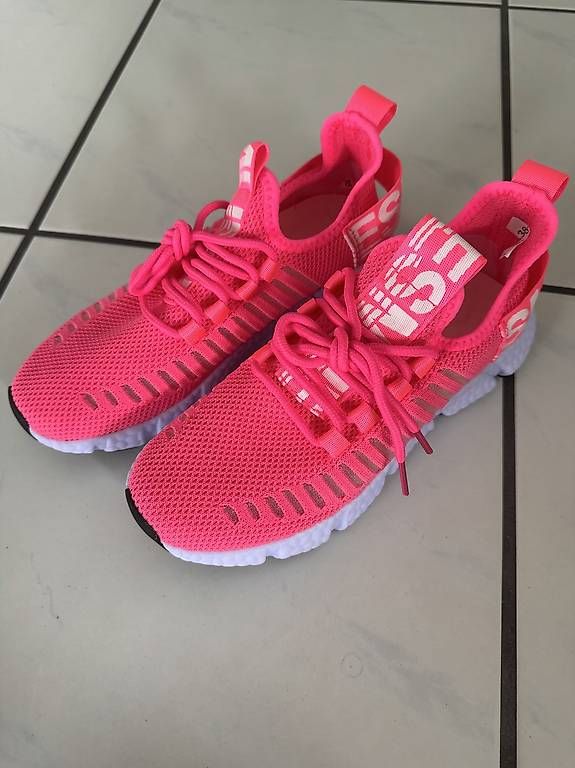Scarpe da uomo: Turnschuhe – Nuovo (secondo la descrizione) da Fislisbach venduto da Reckeem