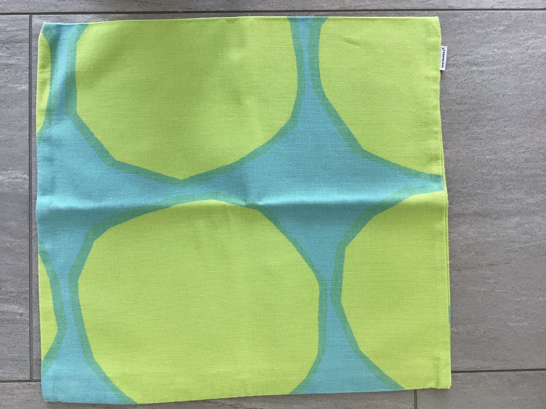 Marimekko Kissen: MARIMEKKO Zierkissenhüllen – Gebraucht aus Bassersdorf von heyland 1